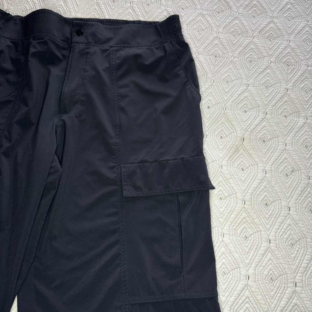 Athleta Black Wide Leg Cargo Pants - Picture 11 of 16